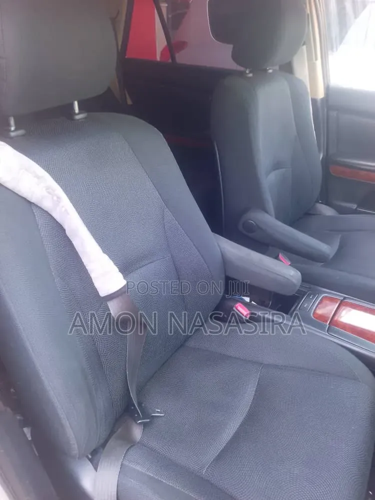 Toyota Harrier 2010 Silver