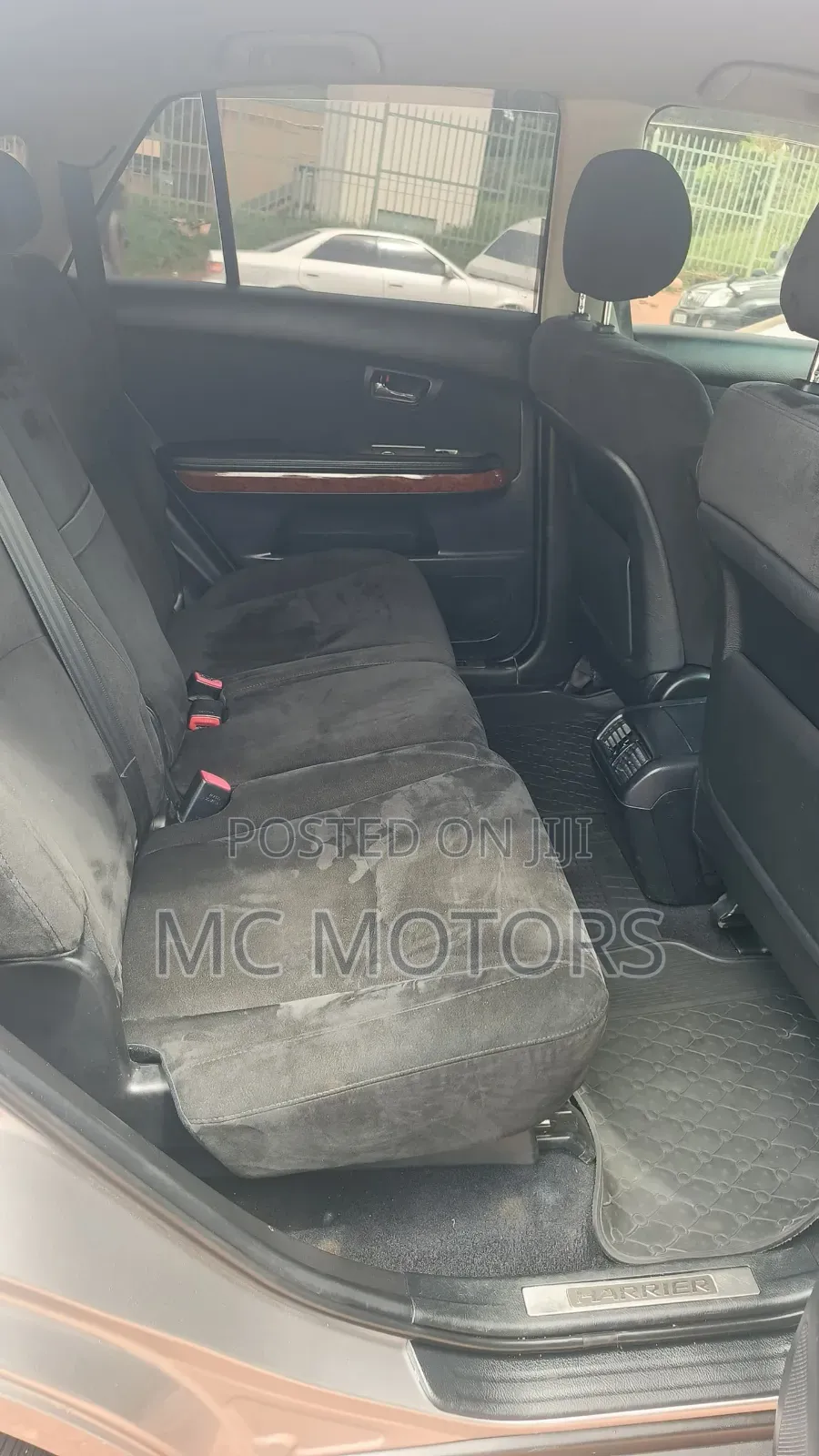 Toyota Harrier 2.4 2012 Gray