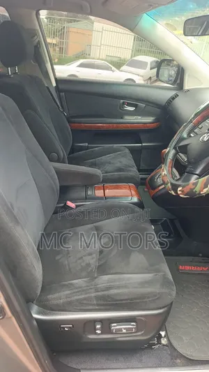 Toyota Harrier 2.4 2012 Gray