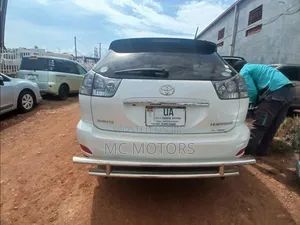 Toyota Harrier 2.4 2012 White