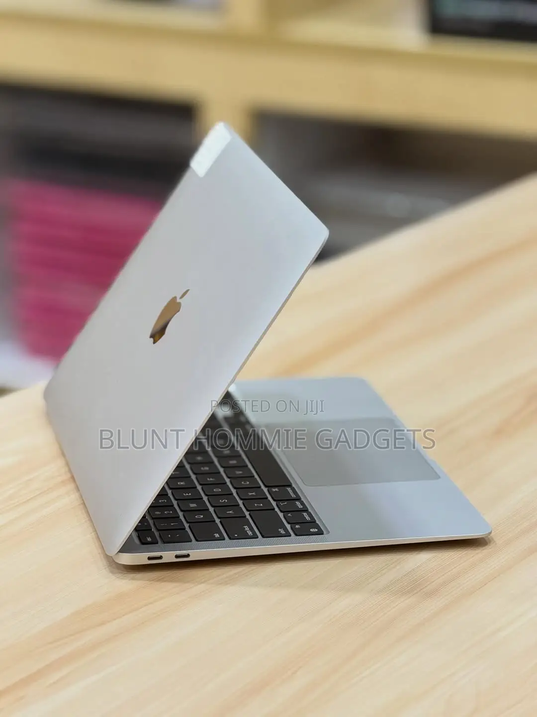 Laptop Apple MacBook Air 2020 M1 8GB Apple M2 SSD 256GB