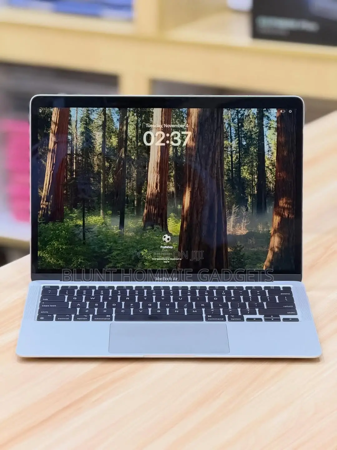 Laptop Apple MacBook Air 2020 M1 8GB Apple M2 SSD 256GB