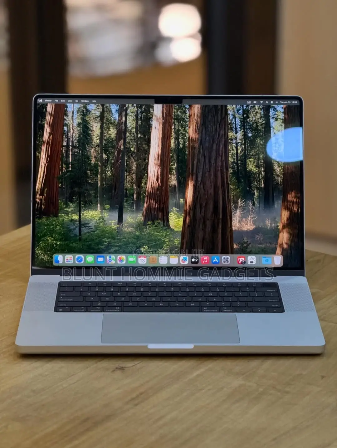 Laptop Apple MacBook Pro 2021 M1 Max 32GB Apple M2 SSD 512GB