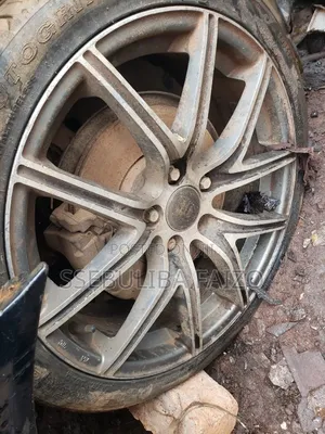 Tyres Center