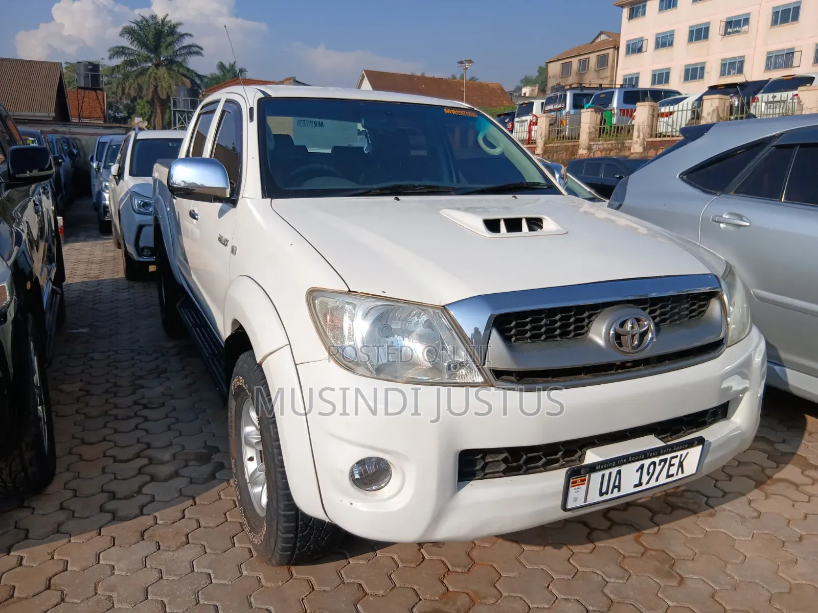 Toyota Hilux 2015 White