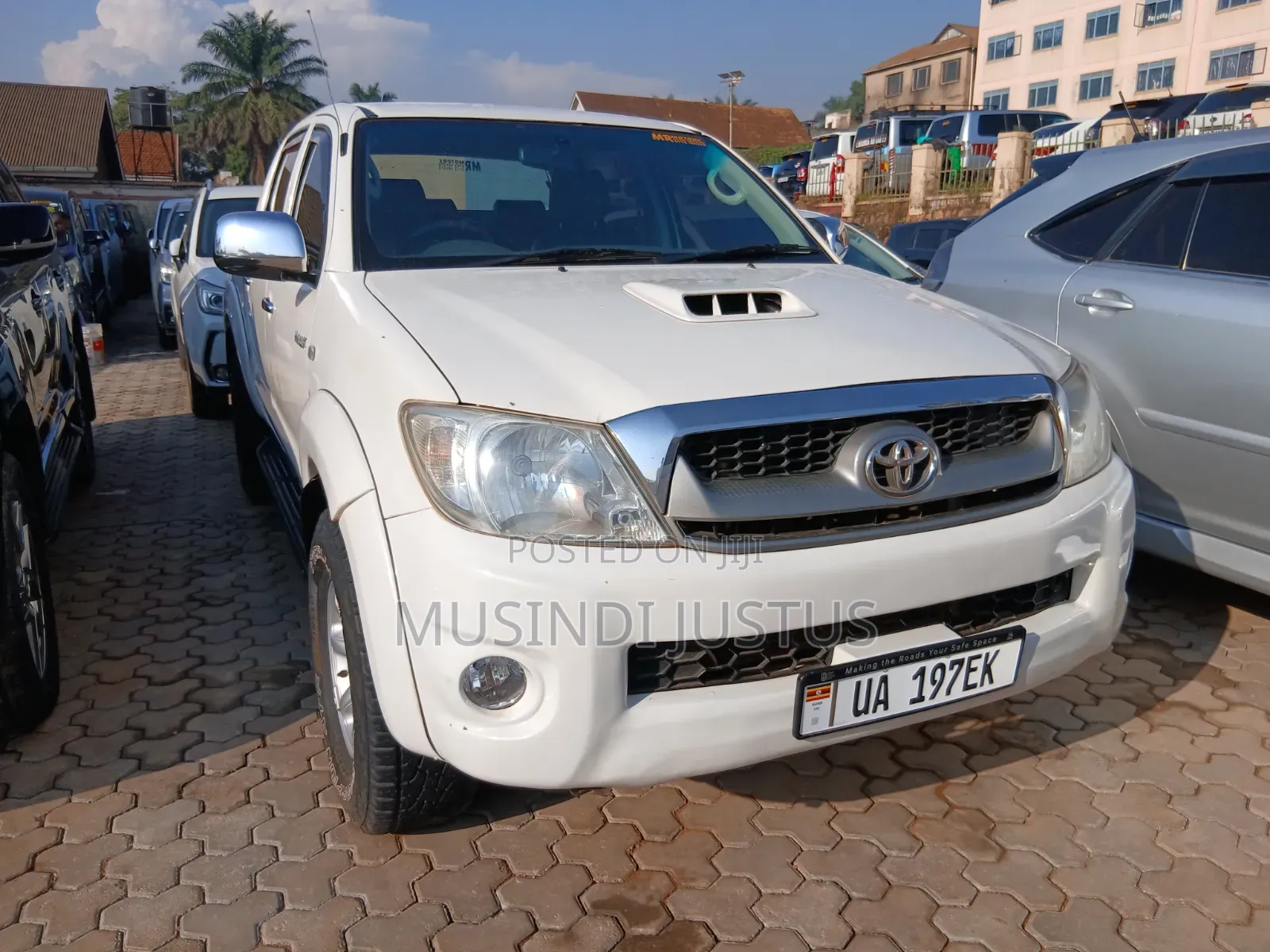 Toyota Hilux 2015 White