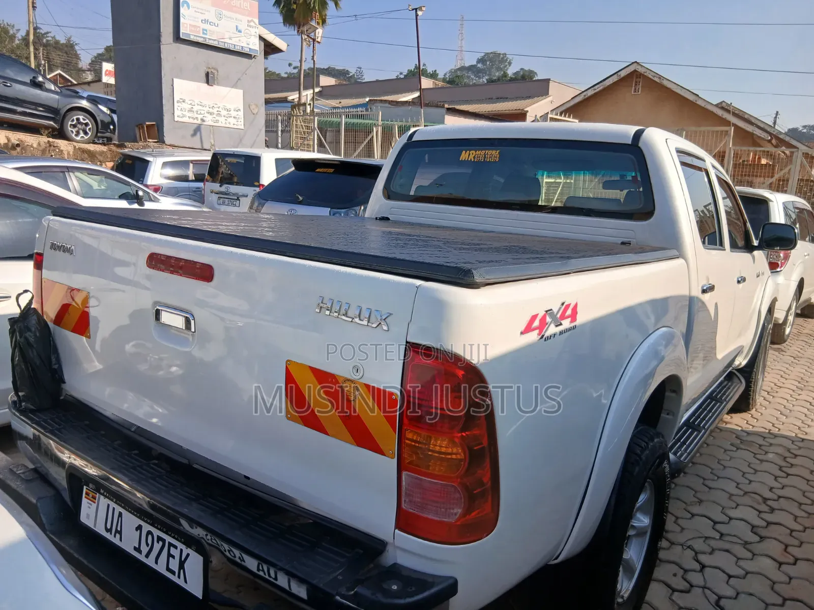 Toyota Hilux 2015 White