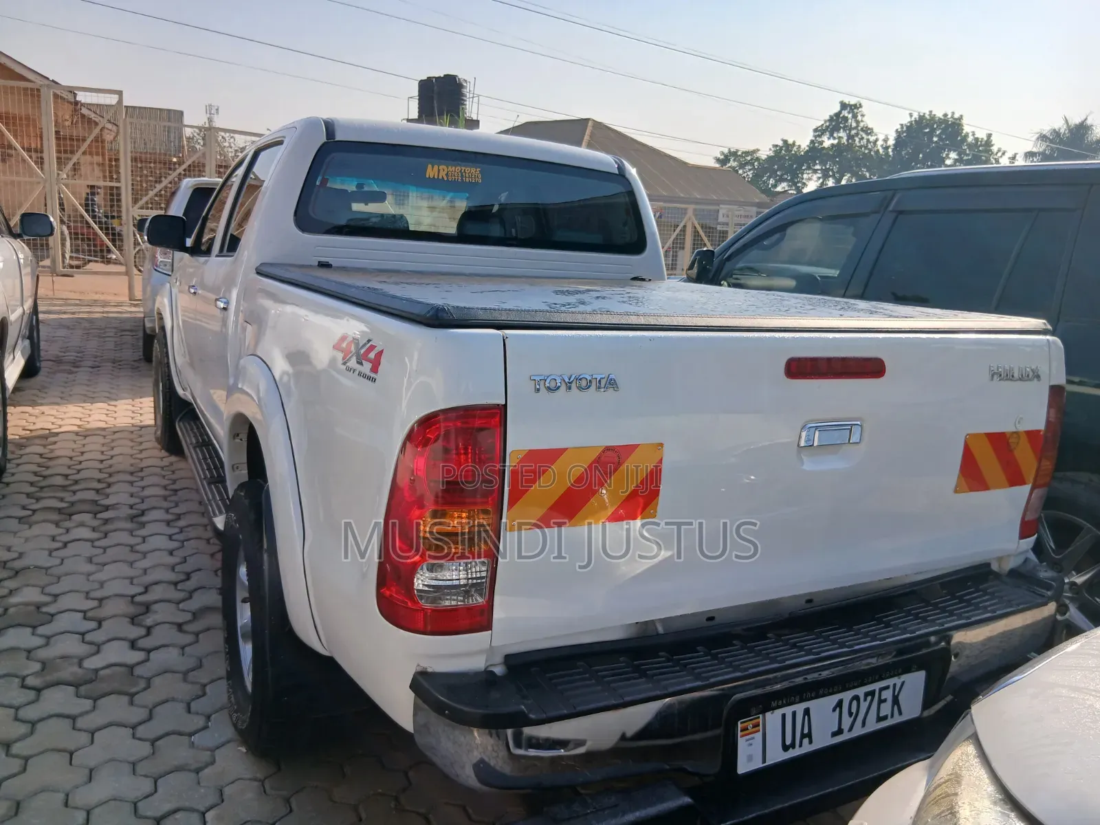 Toyota Hilux 2015 White