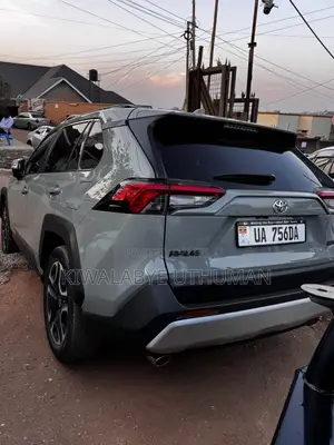 Toyota RAV4 2020 Gray