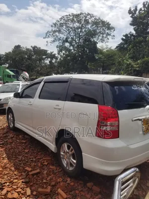 Toyota Wish 2004 White