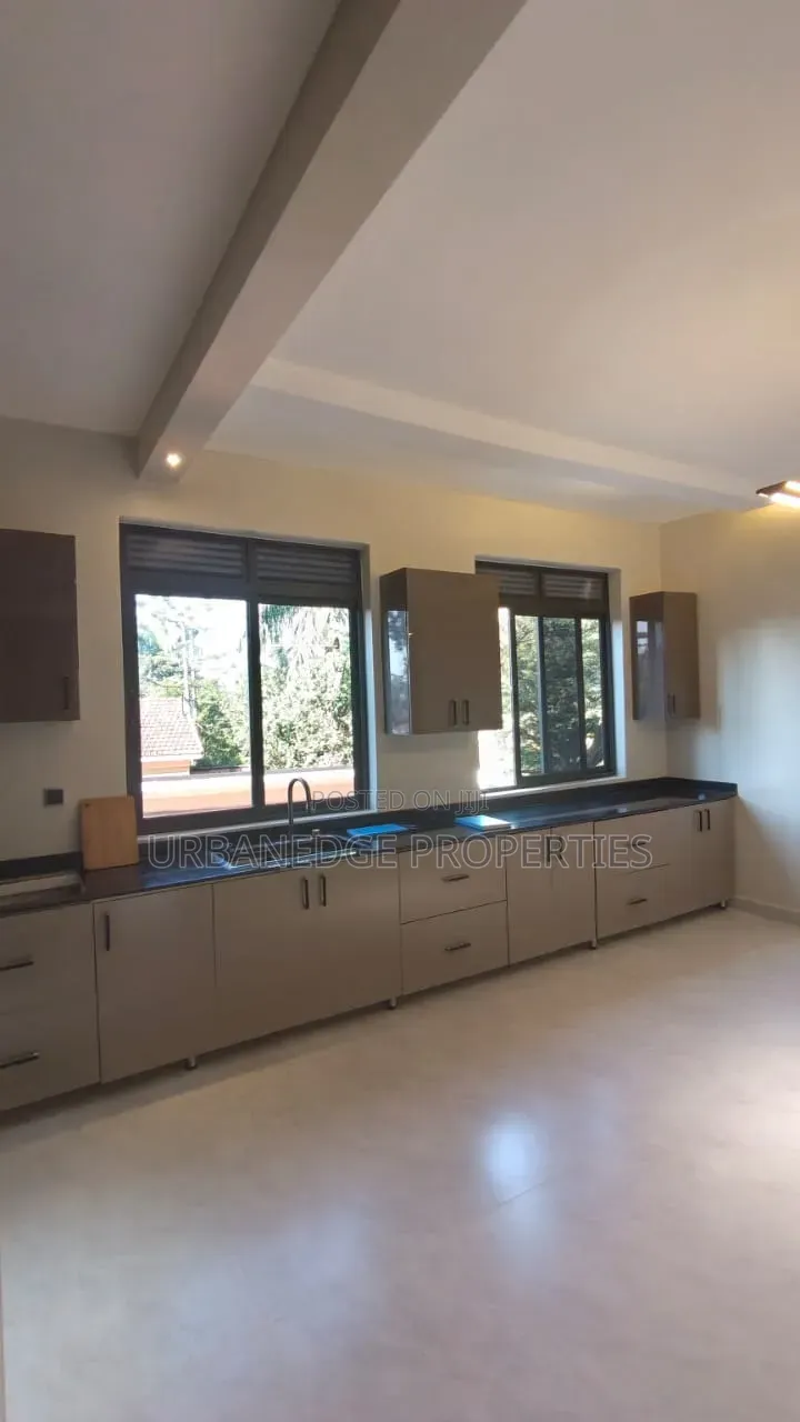 2bdrm Apartment in Kabalagala, Central Division for rent