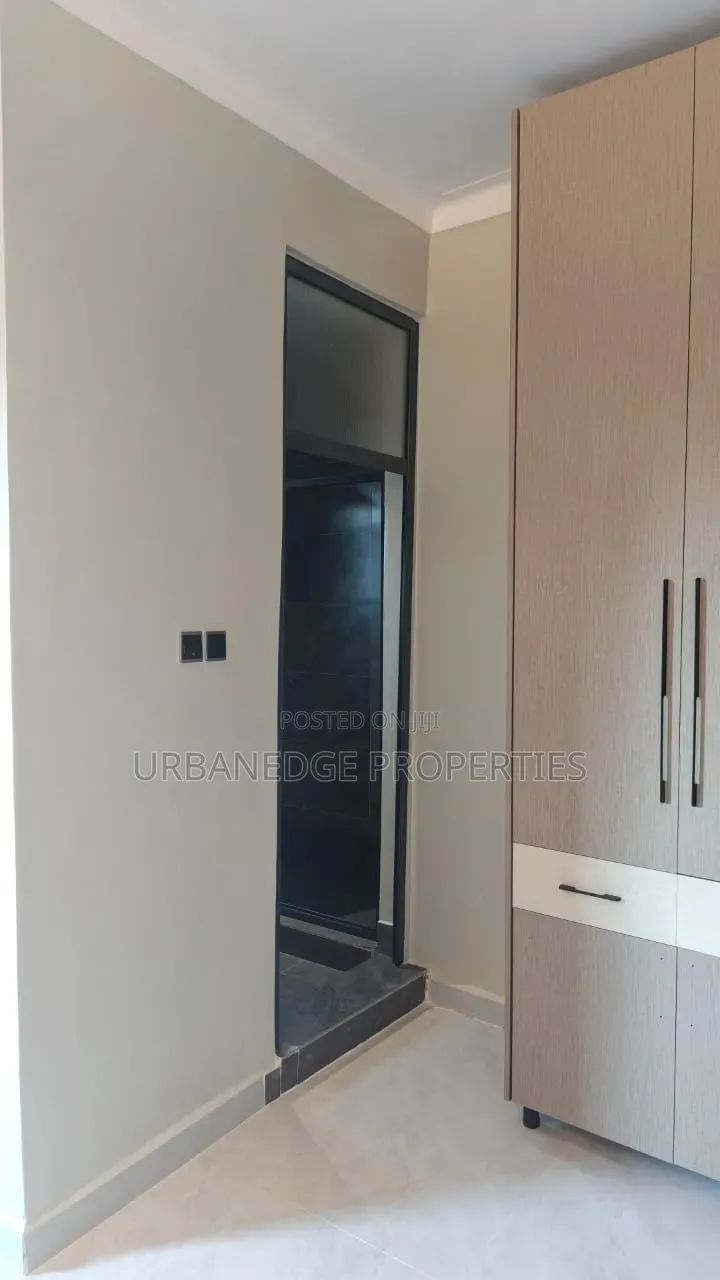 2bdrm Apartment in Kabalagala, Central Division for rent