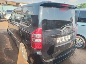 Toyota Noah 2012 Black