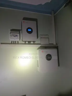 2.5kwh Solar System + Full Installation Uganda