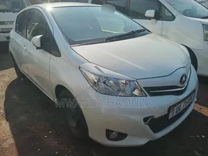 Toyota Vitz 2012 White