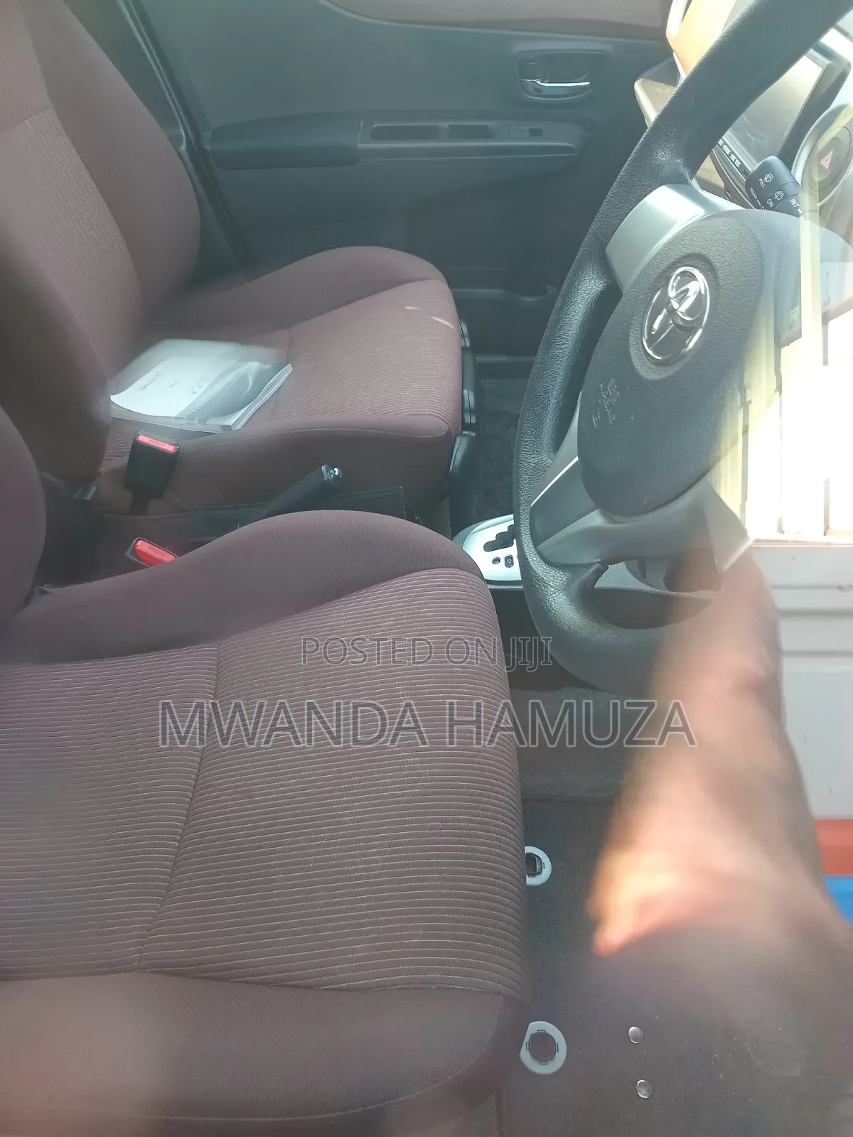 Toyota Vitz 2012 White