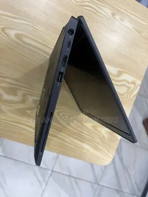 Laptop Dell Latitude 5300 8GB Intel Core i7 SSD 256GB