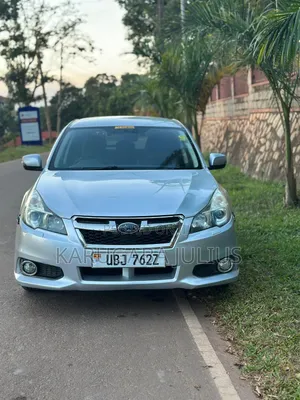 Subaru Legacy 2013 Silver