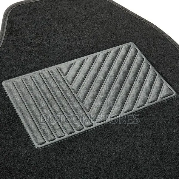 Universal Black Needle-Punch Carpet Car Floor Mat