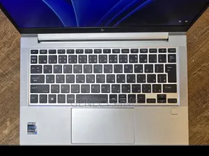 Laptop HP EliteBook 640 G10 8GB Intel Core i7 SSD 256GB