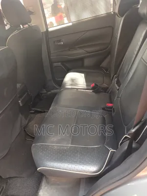 Mitsubishi Outlander 2016 Gray