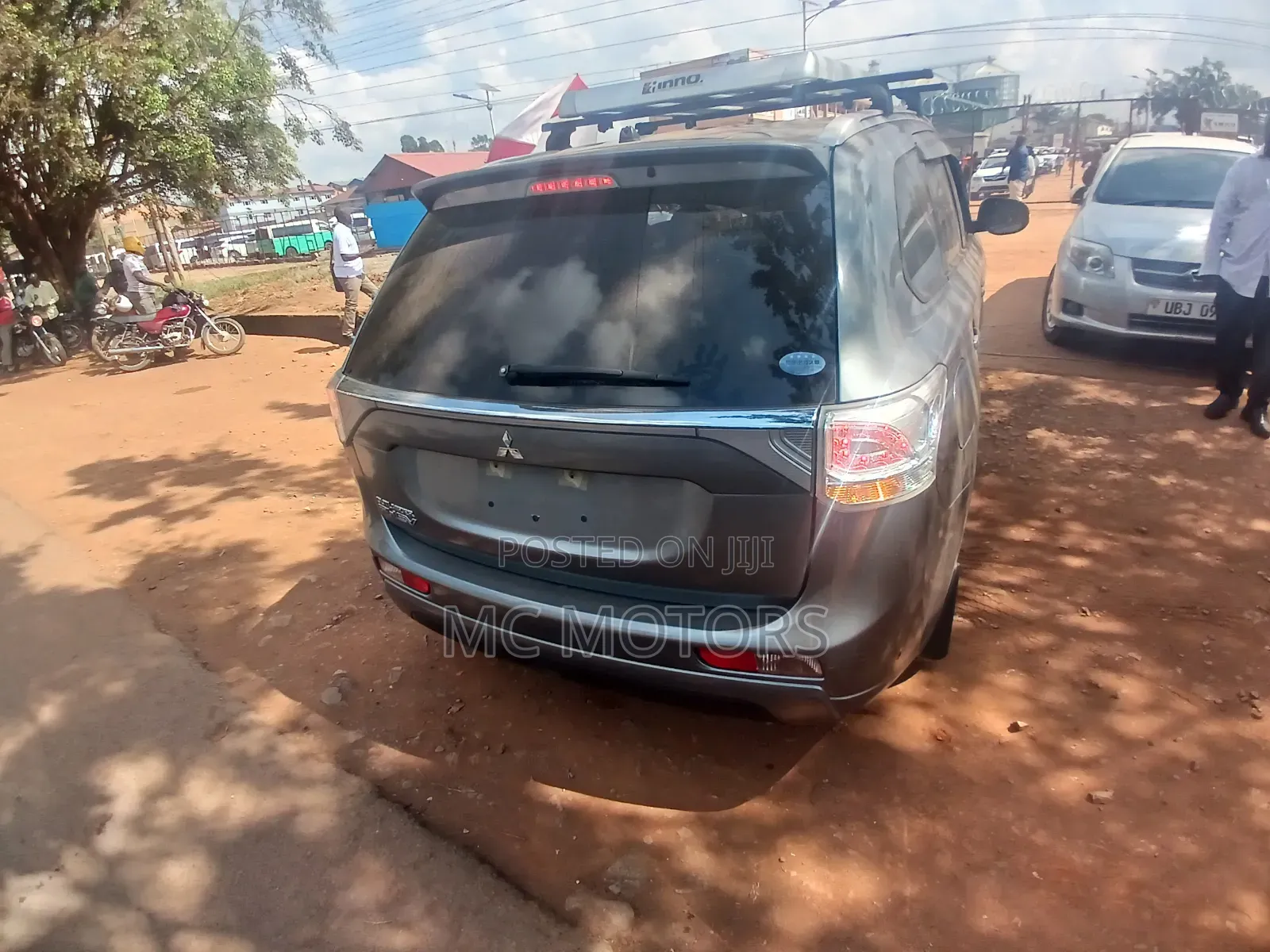 Mitsubishi Outlander 2016 Gray