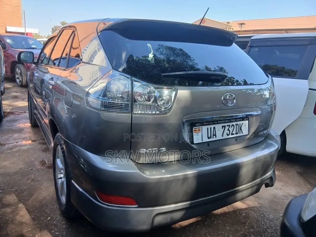 Toyota Harrier 2010 Gray