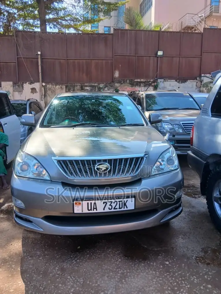 Toyota Harrier 2010 Gray