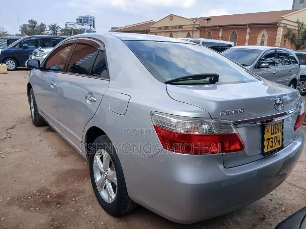 Toyota Premio 2009 Silver