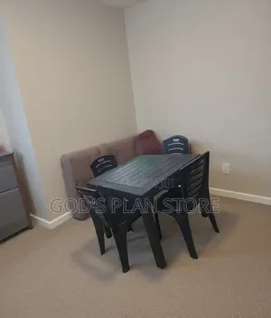 Lal Garden/Bars/Hotels Plastic Table and Chairs