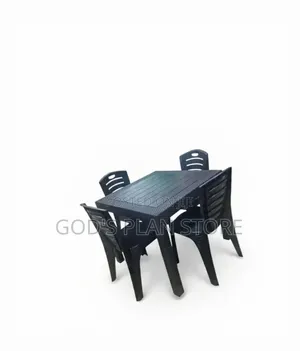 Lal Garden/Bars/Hotels Plastic Table and Chairs