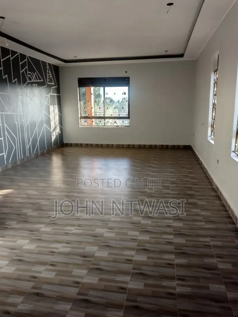 Furnished 5bdrm Apartment in Wakiso / Wakiso for sale