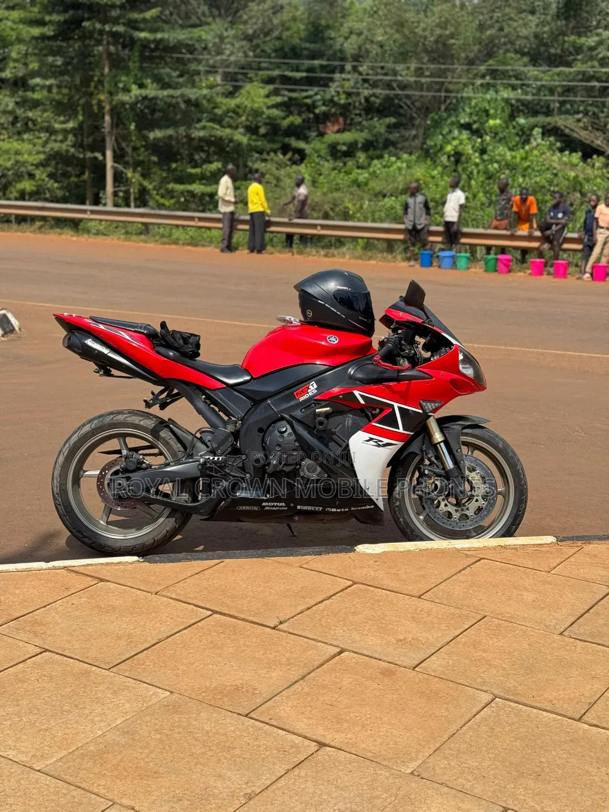 Yamaha R1 2008 Red