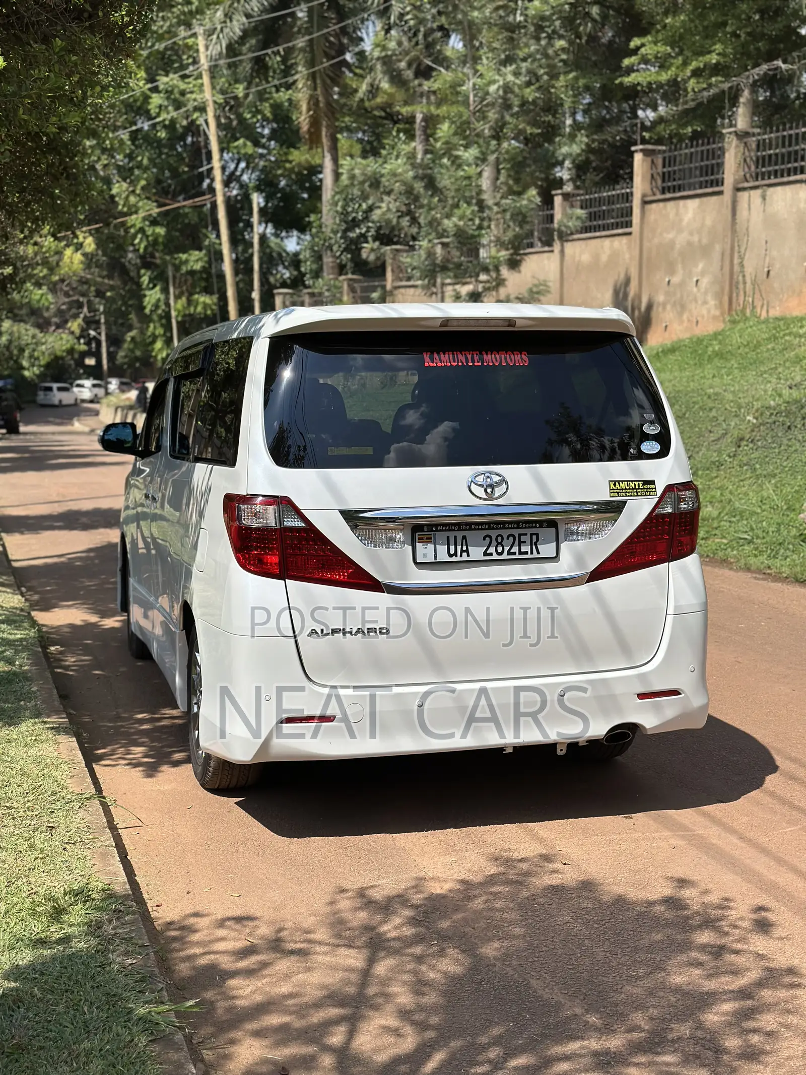 Toyota Alphard 2011 Pearl