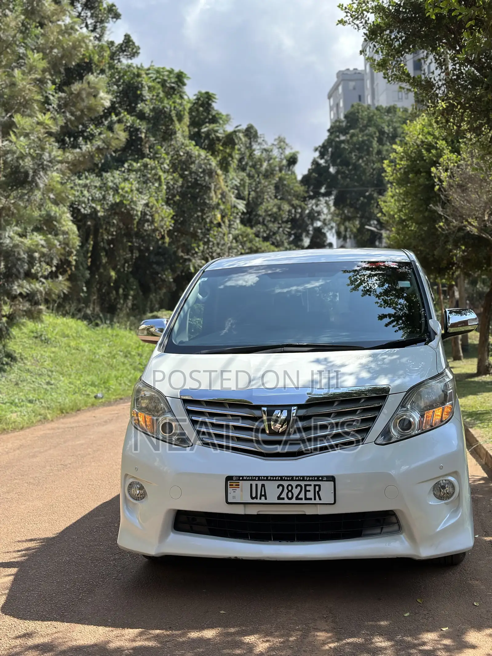 Toyota Alphard 2011 Pearl