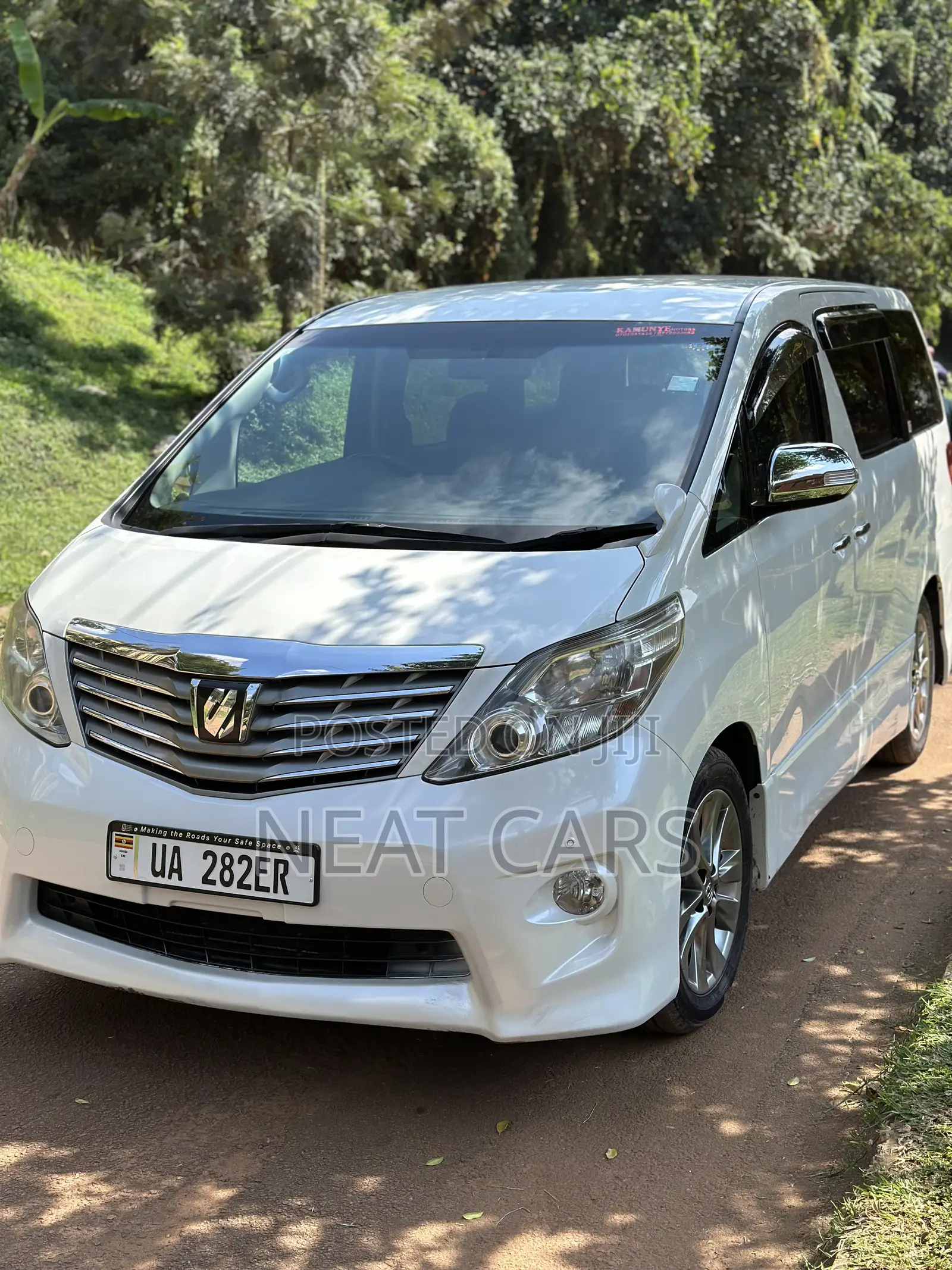 Toyota Alphard 2011 Pearl