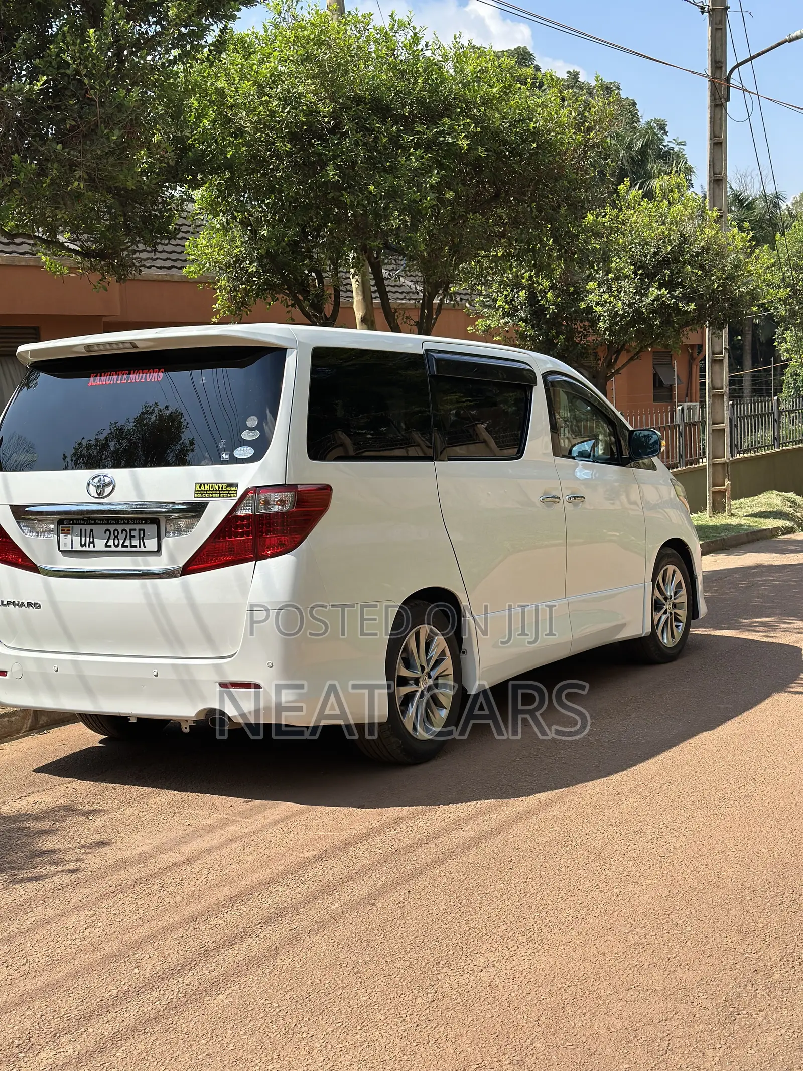 Toyota Alphard 2011 Pearl