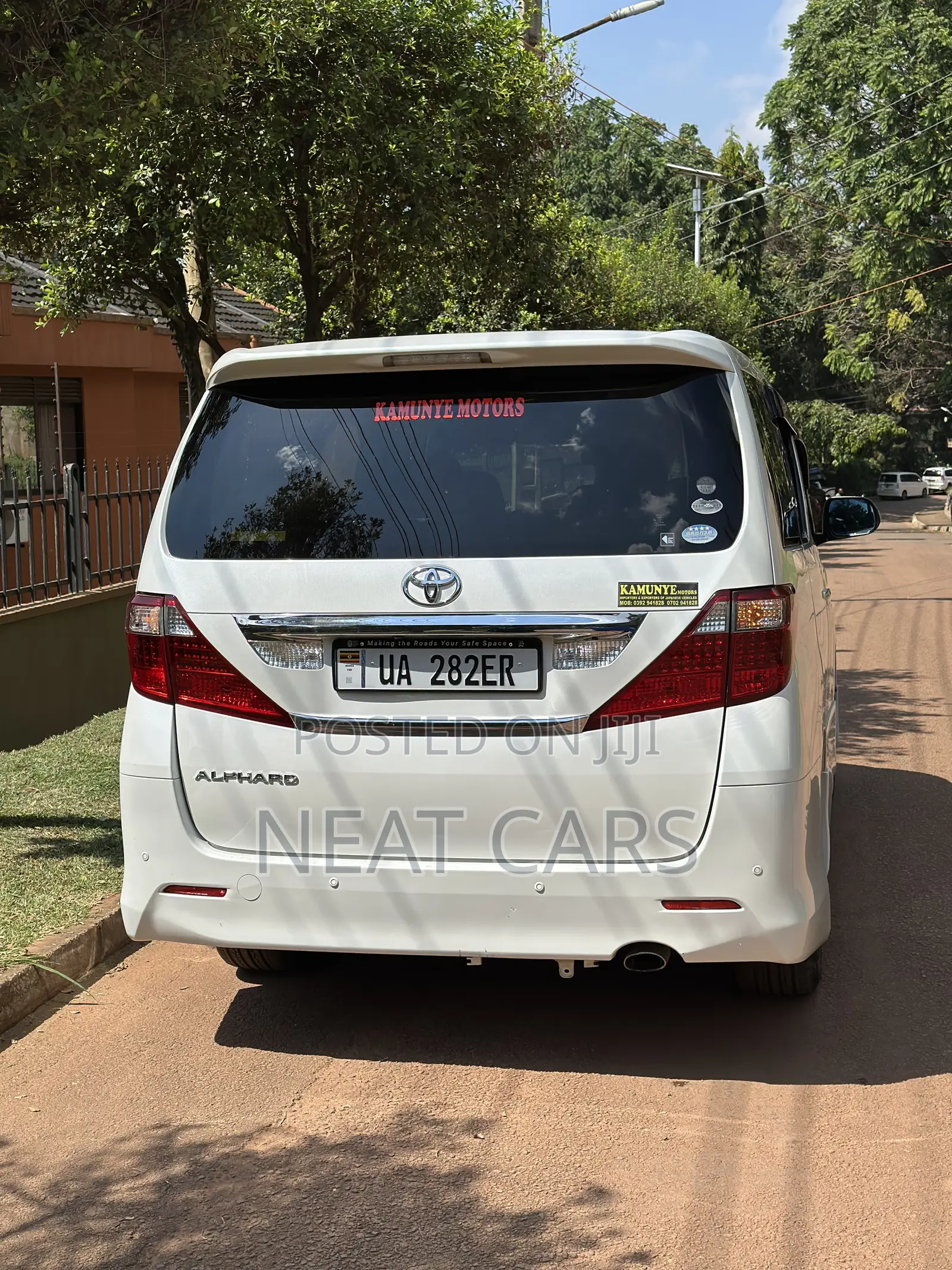 Toyota Alphard 2011 Pearl