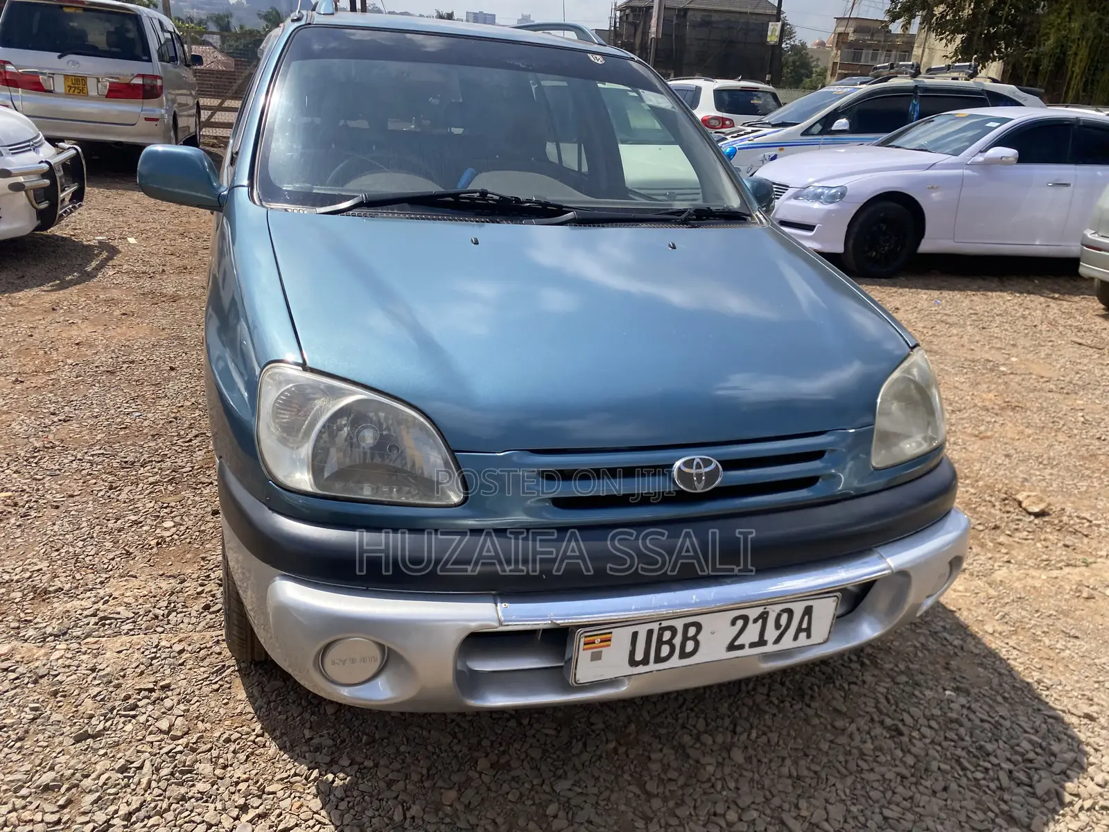 Toyota Raum 2010 Blue