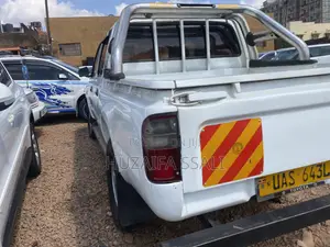 Toyota Hilux 2009 White