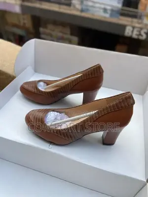 Office Elegant Female Heel