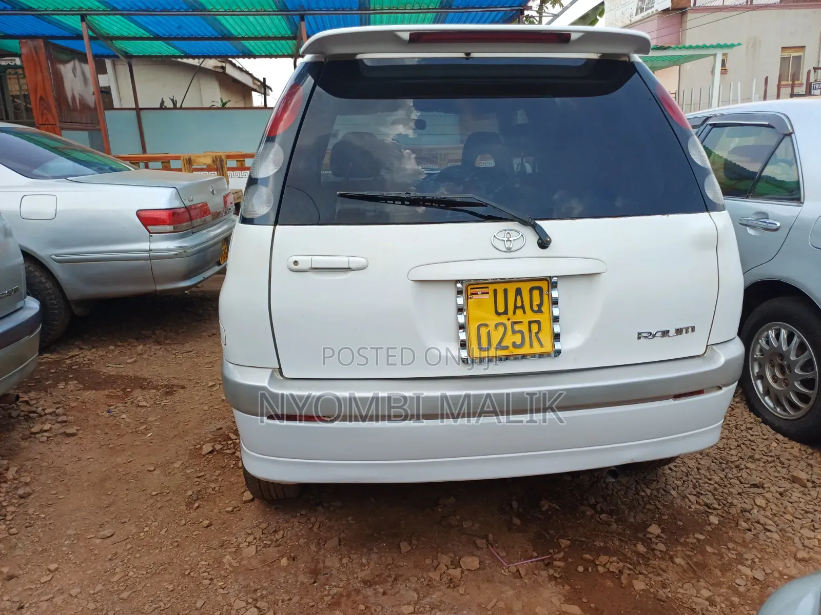 Toyota Raum 1999 White