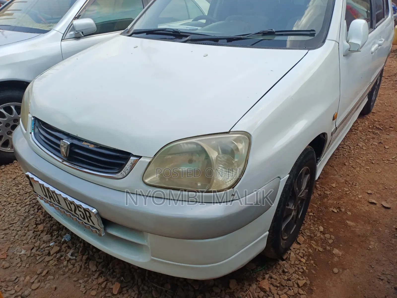 Toyota Raum 1999 White