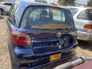 Toyota Vitz 2009 Blue