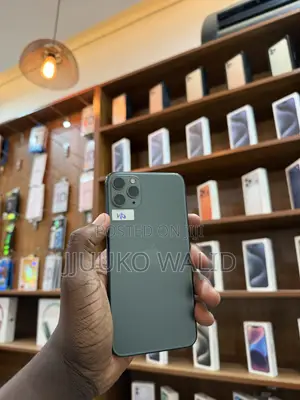 Apple iPhone 11 Pro Max 64 GB Green