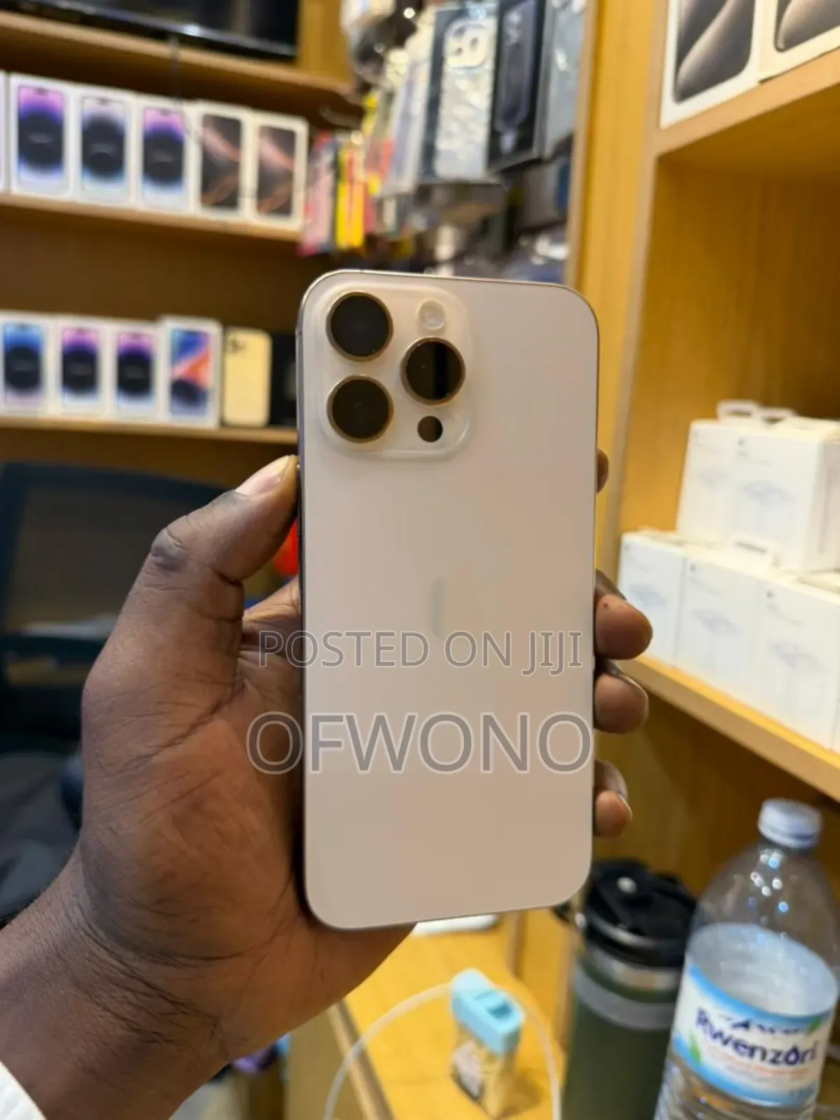 Apple iPhone 16 Pro 256 GB Gold