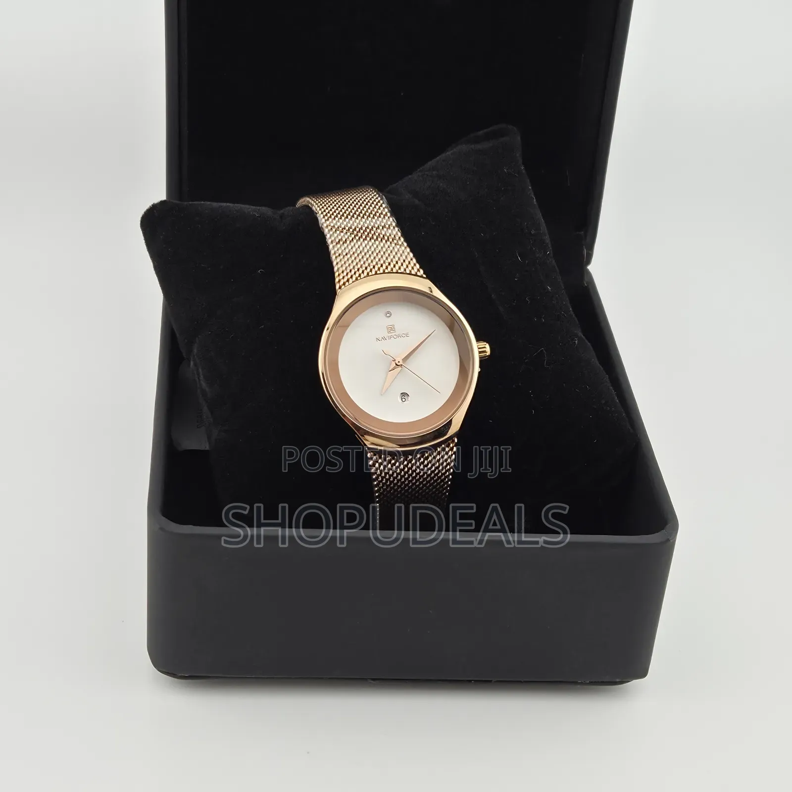 Naviforce Ladies Stylish Classic Watch