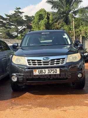 Subaru Forester 2010 Green