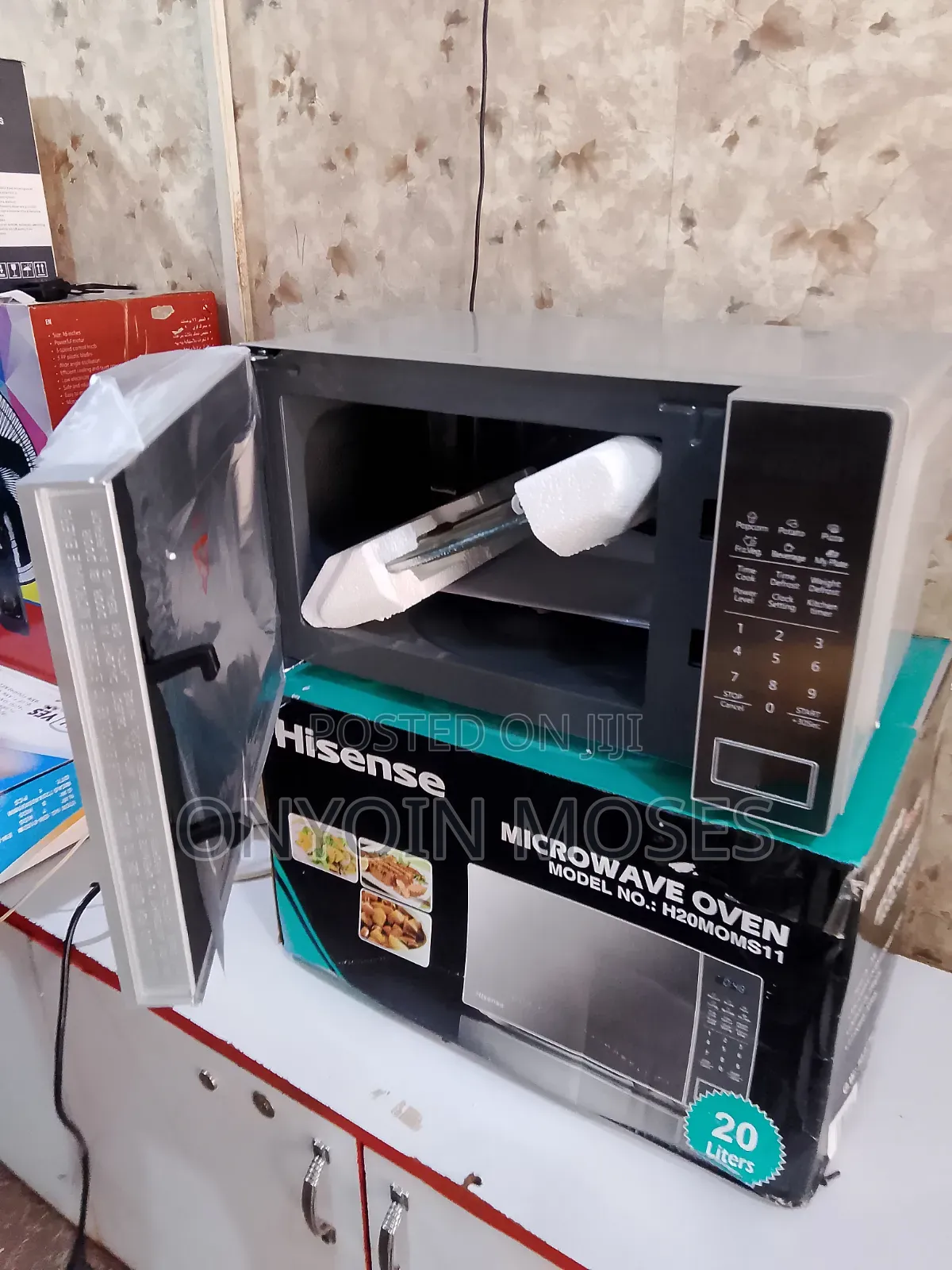 Digital Hisense Microwave Oven 20l