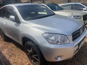 Toyota RAV4 2013 White
